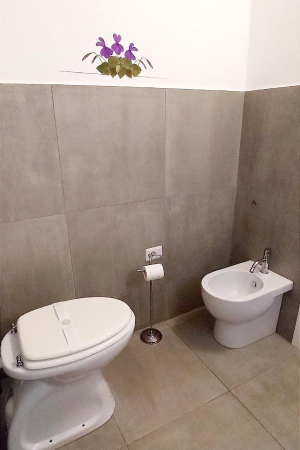 Stanza Con Bagno Privato Orvieto Centro Storico, Aria Condizionata Netflix Vicino Al Pozzo Della Cava-Affittacamere "Carvajal Rooms" Exterior foto
